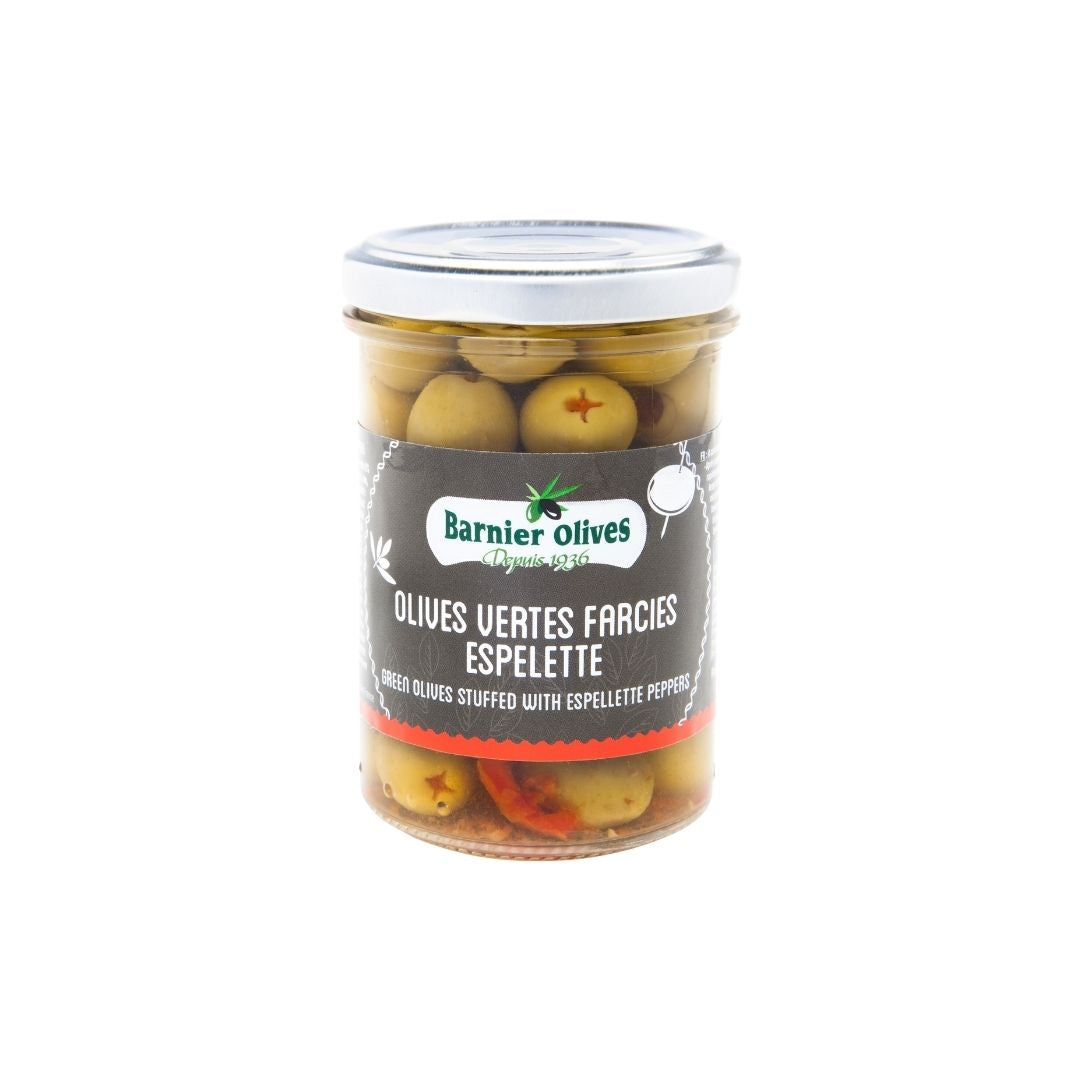 Grüne Oliven gefüllt mit Espelette Chili