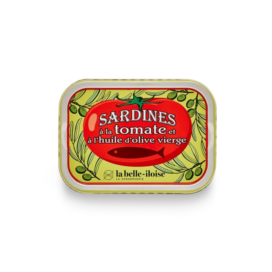 Sardinen mit Olivenöl und Tomate