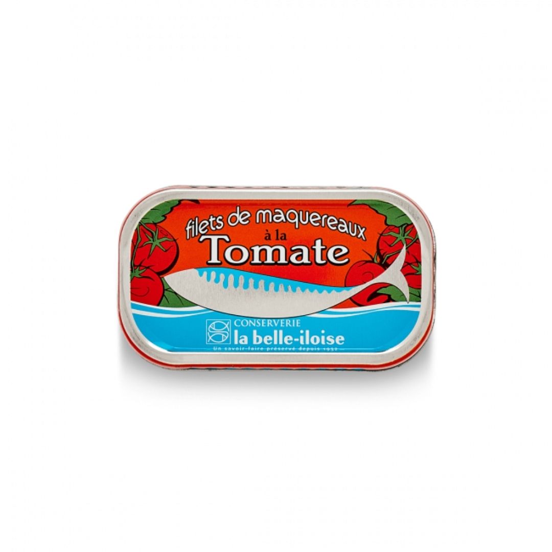 Makrelenfilet mit Tomate