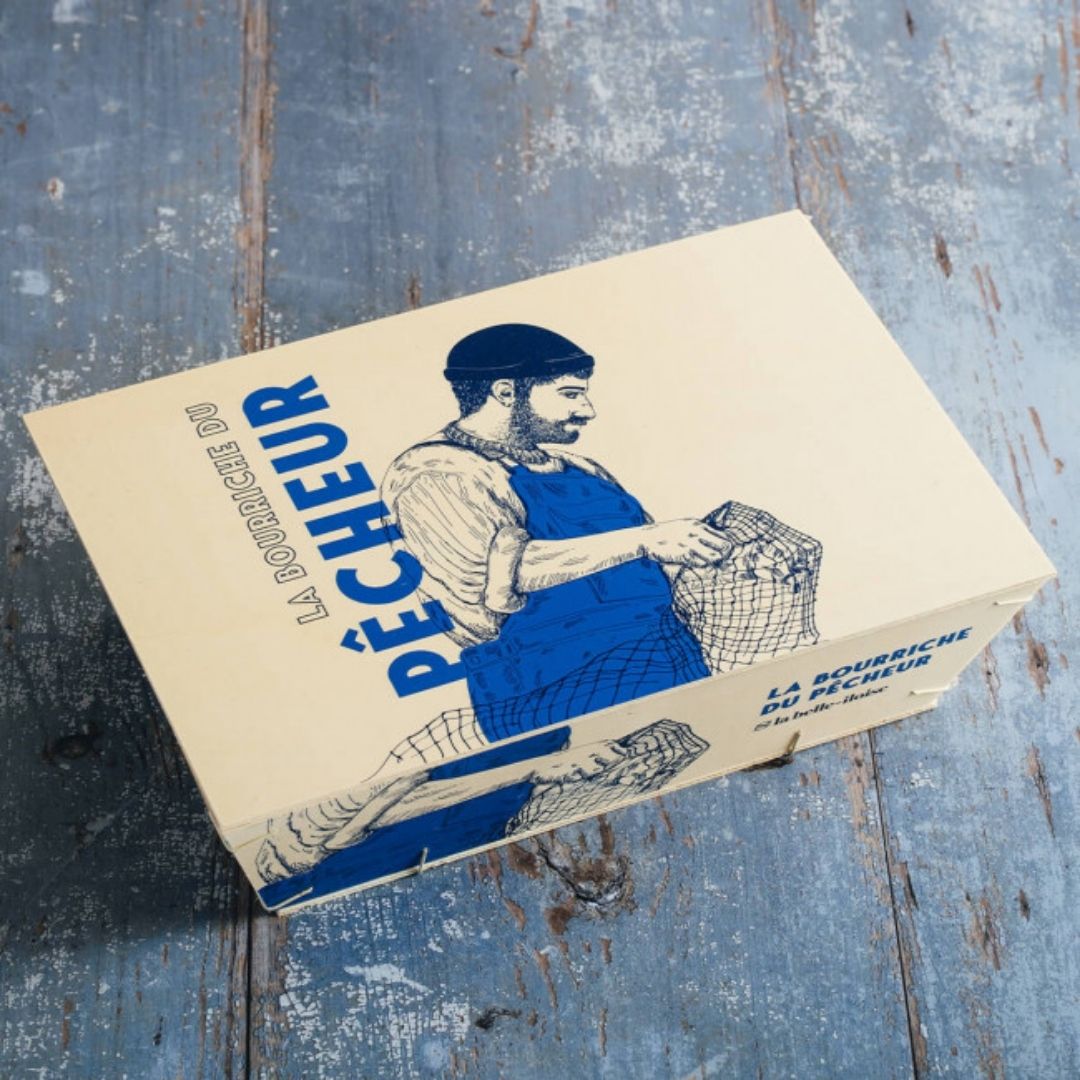 Fischkonserven-Geschenkkorb im Holzkorb